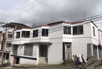 Casa en  El Carmelo, Centro Norte, Santa Rosa De Cabal