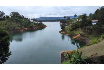 Villa-Quinta en  El Peñol, Antioquia