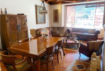 Apartamento en  Santa Barbara Norte, Bogotá