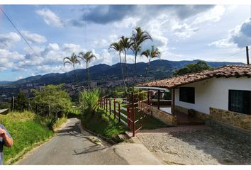 Villa-Quinta en  San Antonio De Prado, Medellín