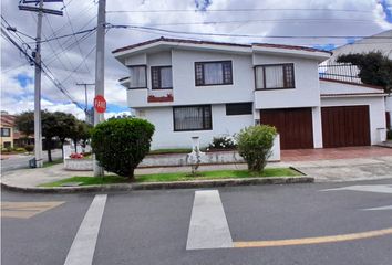 Casa en  Niza Norte, Bogotá