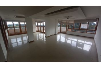 Apartamento en  Los Alamos, Pereira