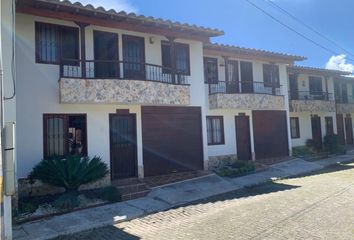 Casa en  La Ceja, Antioquia