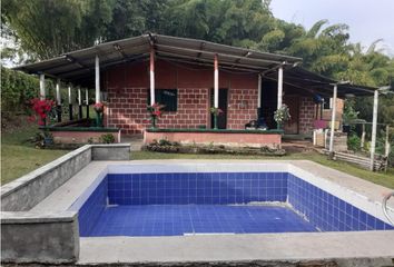 Villa-Quinta en  Cerritos, Pereira