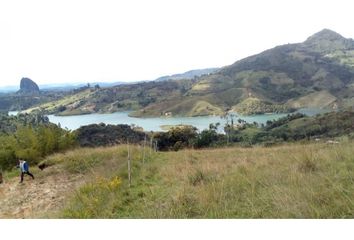 Lote de Terreno en  El Peñol, Antioquia