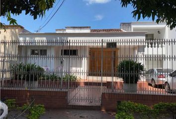 Casa en  Ciudad Jardín, Cali