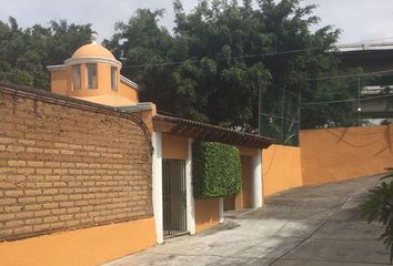 Casa en condominio en  Paseo De Los Tabachines, Los Tabachines, Cuernavaca, Morelos, 62498, Mex