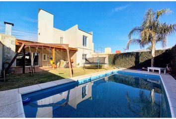 Casa en  Santa Isabel, Córdoba Capital