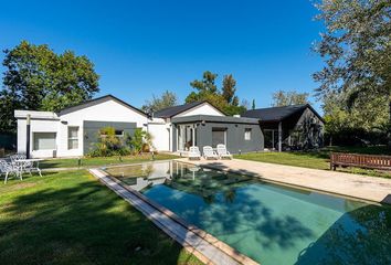 Casa en  Fisherton, Rosario