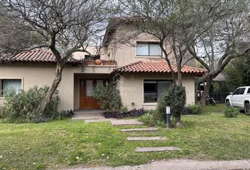 Casa en  El Bosque, Córdoba Capital