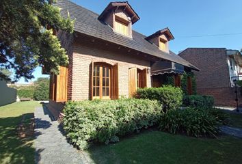 Casa en  Castelar, Partido De Morón