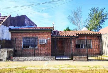 Casa en  Castelar, Partido De Morón