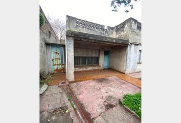 Casa en  Villa Luzuriaga, La Matanza