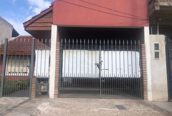 Casa en  Ezpeleta, Partido De Quilmes