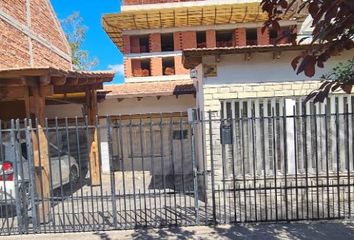 Casa en  Santa Genoveva, Neuquén