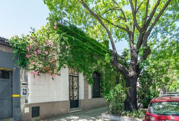 Casa en  Villa Urquiza, Capital Federal