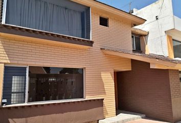 Casa en  Calle Hacienda La Estancia 5, Mansiones Del Valle, Santiago De Querétaro, Querétaro, 76185, Mex