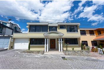 Casa en  Alangasí, Quito