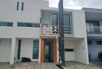 Casa en condominio en  Privada Palma Real, Palma Real, Zapopan, Jalisco, 45019, Mex