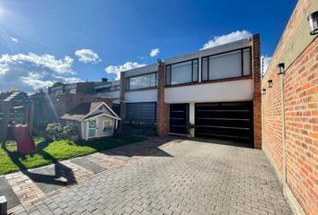 Casa en  Niza Norte, Bogotá