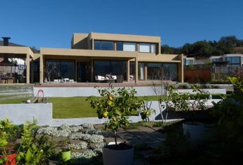 Casa en  Lo Barnechea, Provincia De Santiago