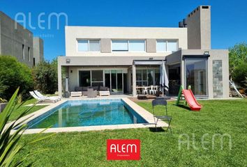 Casa en  El Centauro, Esteban Echeverría