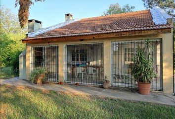 Casa en  Barrio Parque Sakura, Exaltación De La Cruz