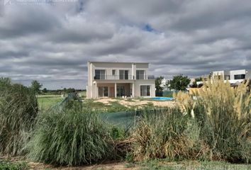 Casa en  El Cantón Golf, Partido De Escobar