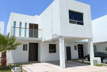 Casa en  Villas Del Bravo, Juárez, Chihuahua