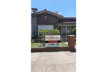 Casa en  Villa Luzuriaga, La Matanza