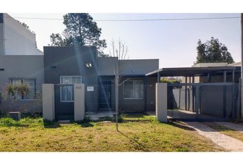 Casa en  Fisherton, Rosario