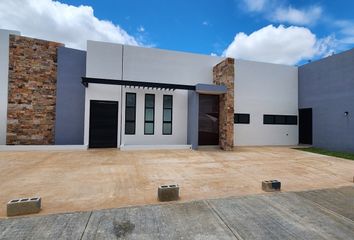 Casa en  Calle 21, Conkal, Yucatán, 97345, Mex