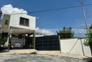 Casa en  Calle Sierra Madre, Residencial De La Sierra Sector Lomas, Ciudad Santa Catarina, Santa Catarina, Nuevo León, 66358, Mex