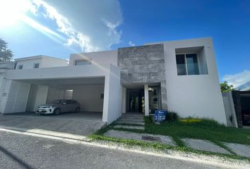 Casa en  Rincón De Sierra Alta, Monterrey