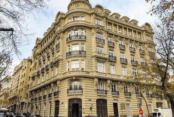 Edificio en  Palacio, Madrid