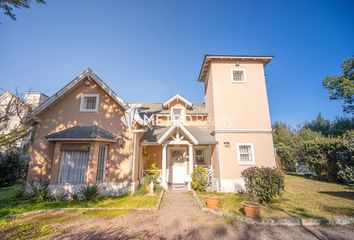 Casa en  Villa De Mayo, Partido De Malvinas Argentinas