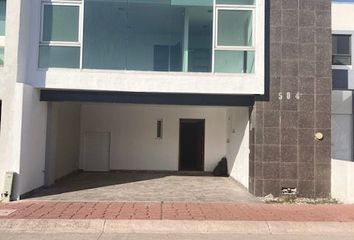 Casa en  Avenida Trento, Residencial Piamonte, Villas De Irapuato, Irapuato, Guanajuato, 36833, Mex