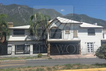 Casa en  Lagos Del Bosque, Monterrey