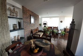 Apartamento en  Loma De Los Bernal, Medellín