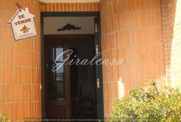 Chalet en  Carmona, Sevilla Provincia