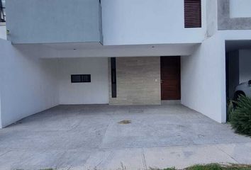 Casa en  Calle Lago Dormido, San Luis Potosí, 78398, Mex