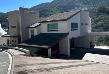 Casa en  Calle Leonardo 303-317, Renacimiento, Monterrey, Nuevo León, 64925, Mex