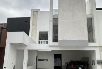 Casa en  Avenida Loma De San Francisco 2318, Monterrey, Nuevo León, 64710, Mex