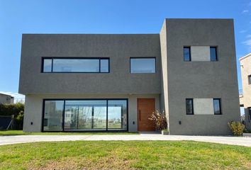 Casa en  El Cantón, Partido De Escobar