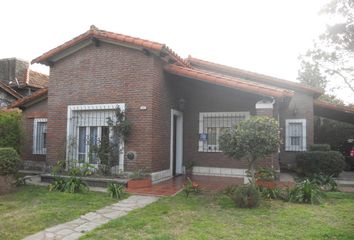 Casa en  City Bell, Partido De La Plata