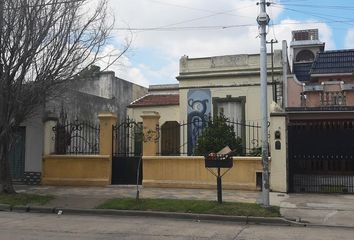 Terrenos en  Remedios De Escalada, Partido De Lanús