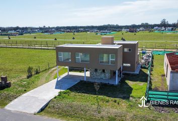 Casa en  El Campo - Fincas Exclusivas Cardales, Partido De Campana