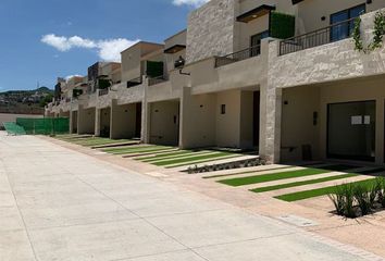 Casa en  Colinas Del Bosque, Corregidora, Corregidora, Querétaro