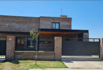 Casa en  Funes, Santa Fe