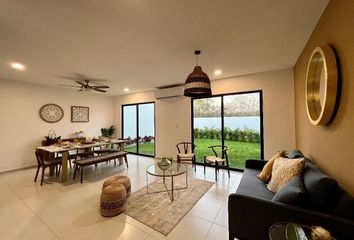 Casa en  Calle 21, Cholul, Mérida, Yucatán, 97305, Mex